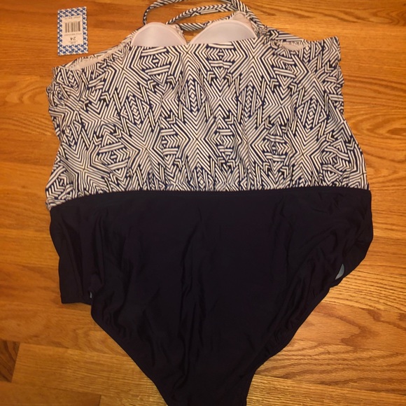 Navy Blue One Piece Swimsuit - Picture 4 of 6